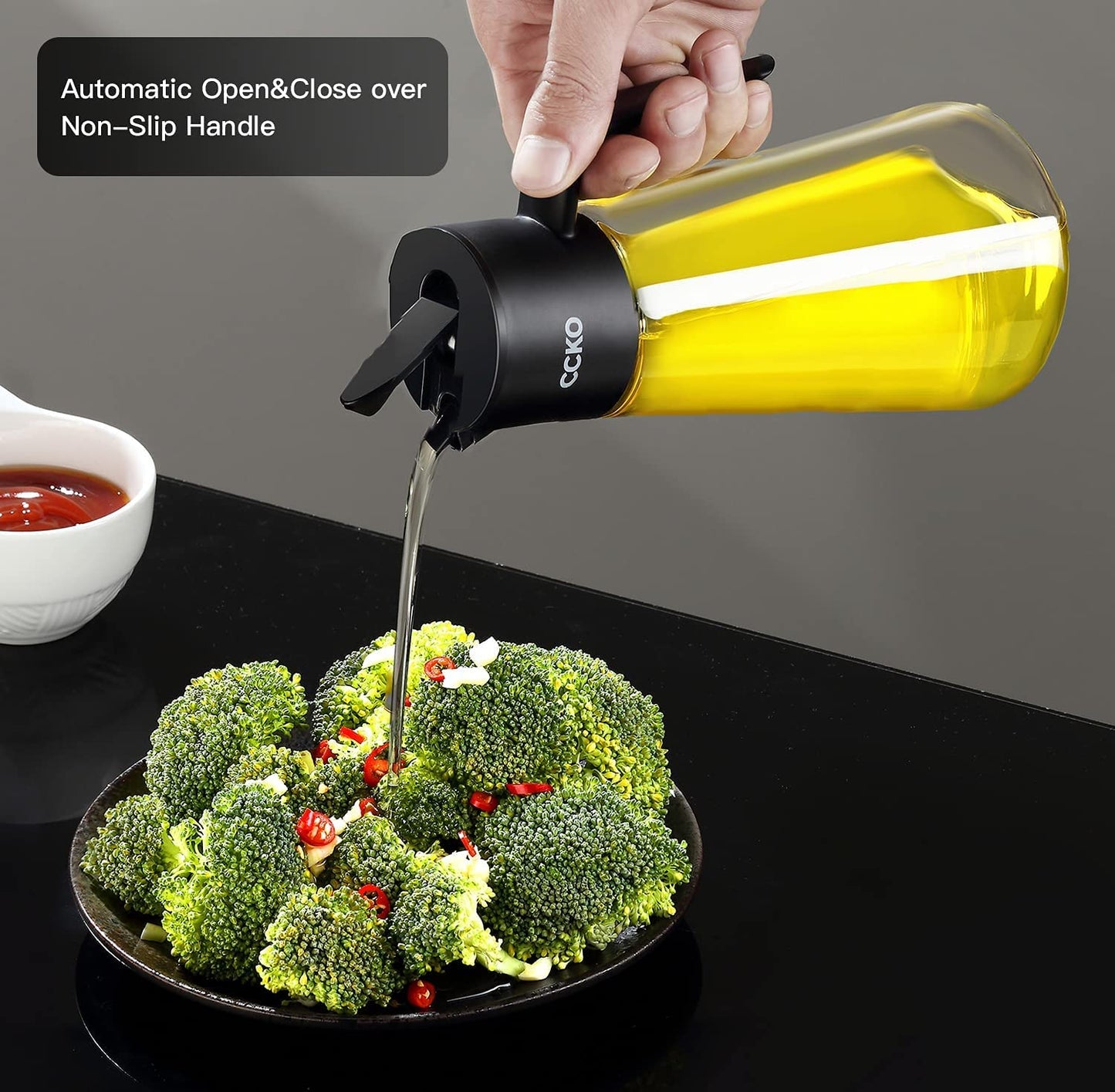 Glass Olive Oil Dispenser Bottle with Auto Flip Spout 19Oz Olive Oil Bottle for Kitchen, No Drip Cooking Oil Dispenser for Soy Sauce, Syrup, Vinegar, Salad Dressing Container (Black)